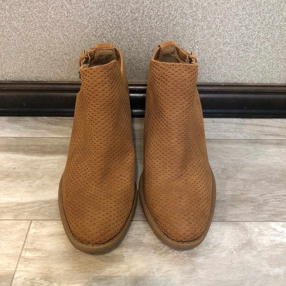 Quipd booties